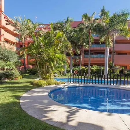 Precioso De Planta Baja En Salinas, Apartment *