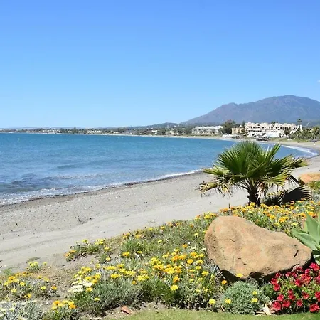 Precioso De Planta Baja En Salinas, *