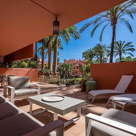 Precioso De Planta Baja En Salinas, Apartment *